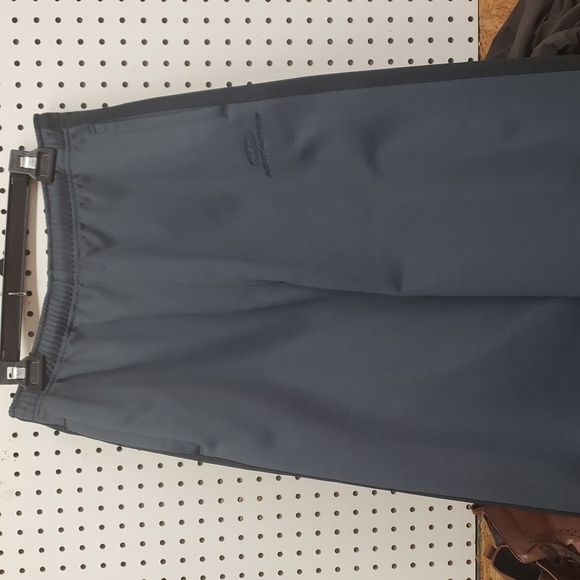 𝅺dkny active sweat pants men's size medium black and gray.  EUC - Picture 1 of 6